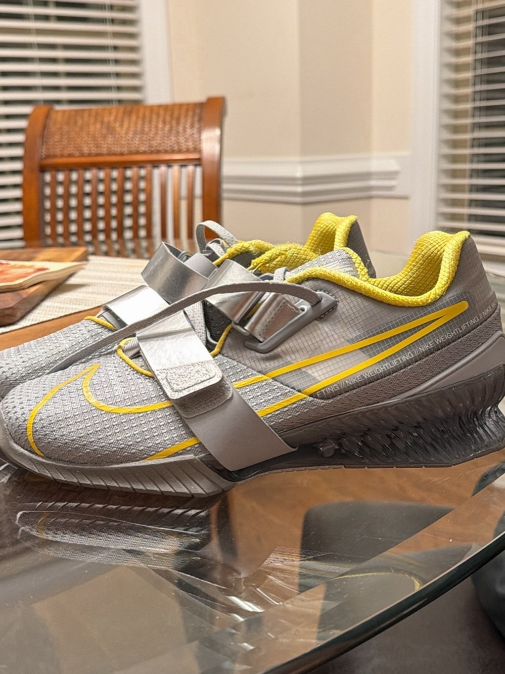 NWOT Nike Romaleo 4 Mens 8